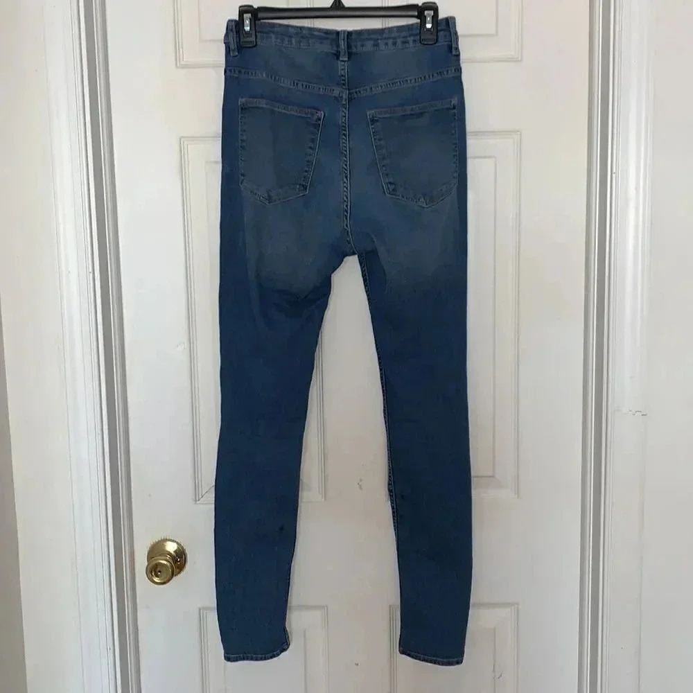 Divided Distressed Skinny Jeans - Picture 2 of 3